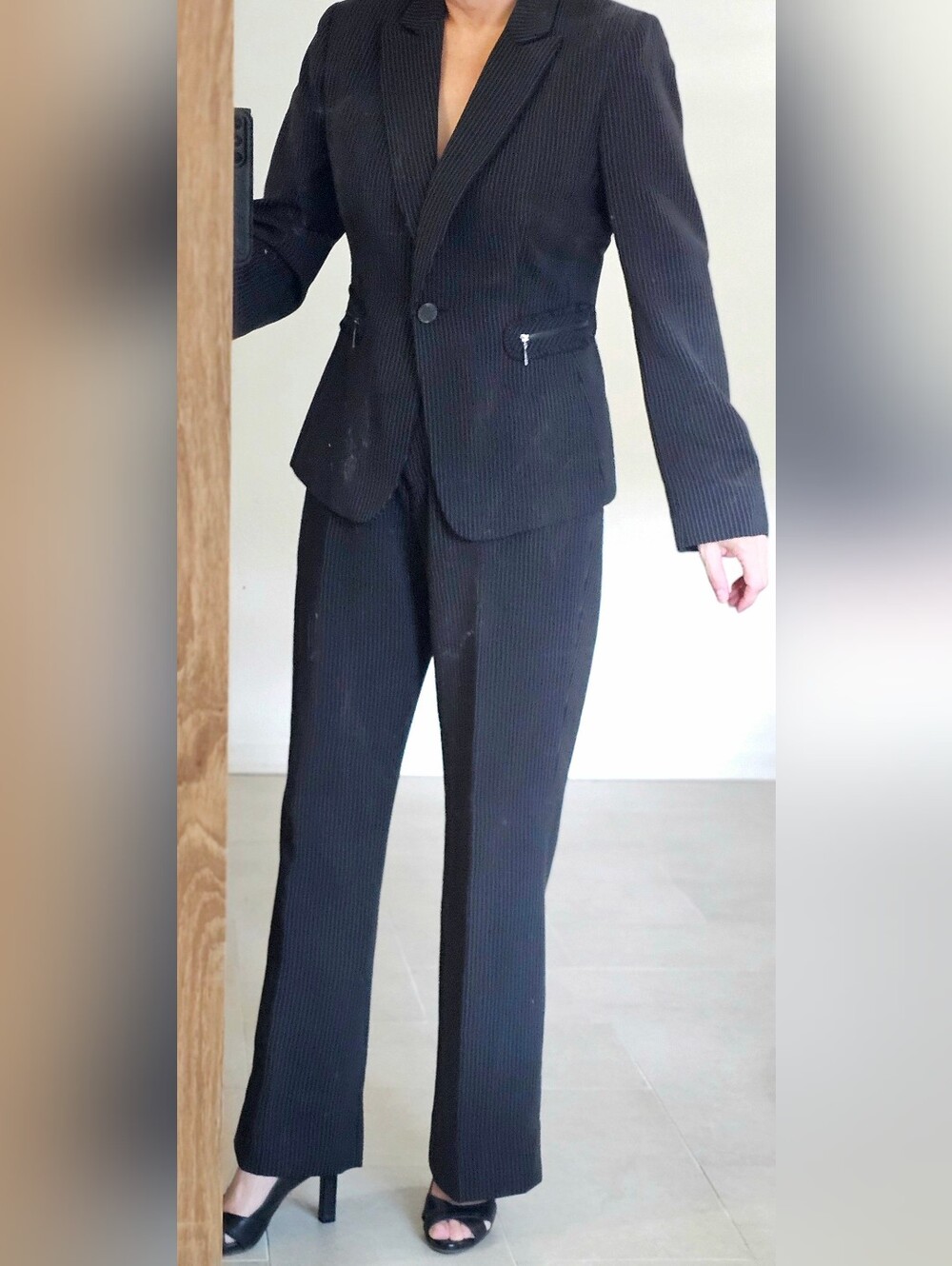 Tahari Black Pinstripe Women's Blazer & Trouser Suit